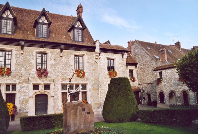 Morêt sur Loing / Barbizon / Fontainebleau 800px-12