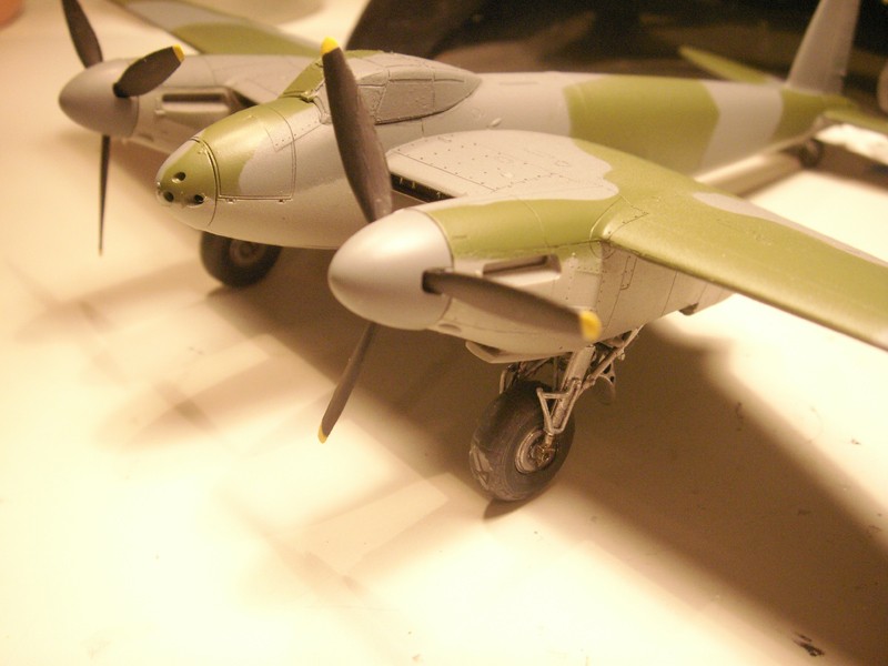 [Tamiya] 1/72 - De Havilland Mosquito FB Mk.VI/NF Mk.II    - Page 6 Pict0016