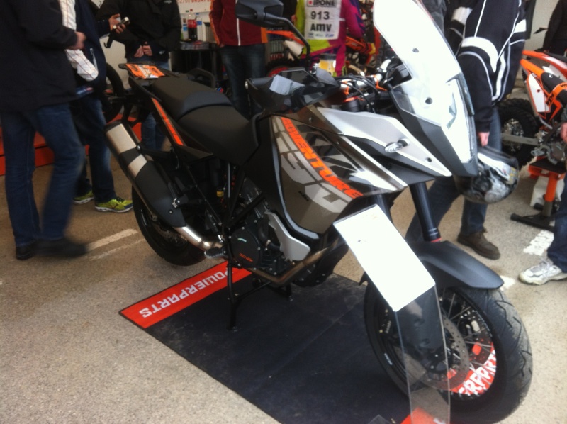 Nouvelle KTM Adventure 1190 Adv210