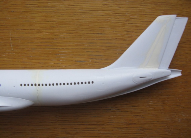 ( REVELL ) A330-200 Img_1114