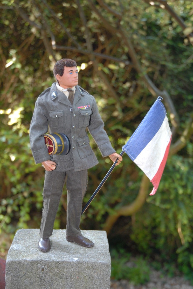 L'Officier Français Off-0110