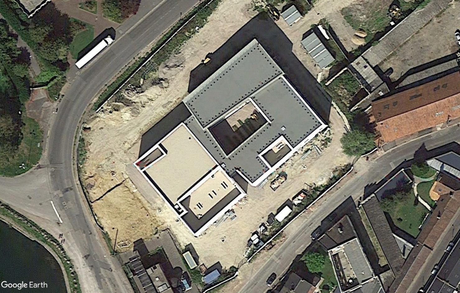 [Désormais visible sur Google Earth] - Le futur site du conservatoire d'Abbeville, Somme Tsge2339