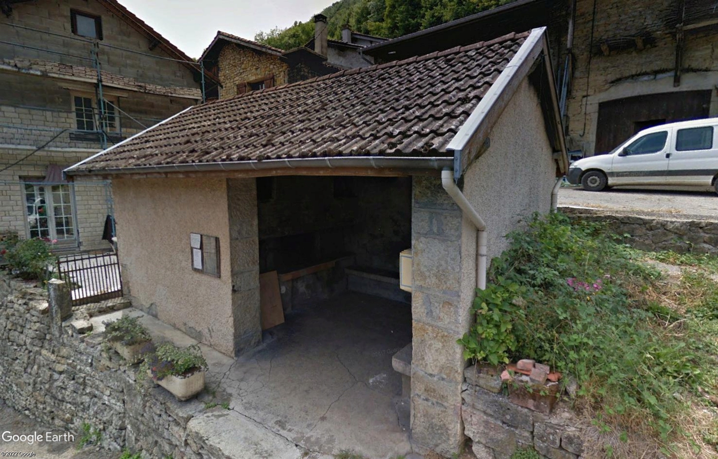 STREET VIEW : à la recherche des fours à pain - Page 19 Tsge3705