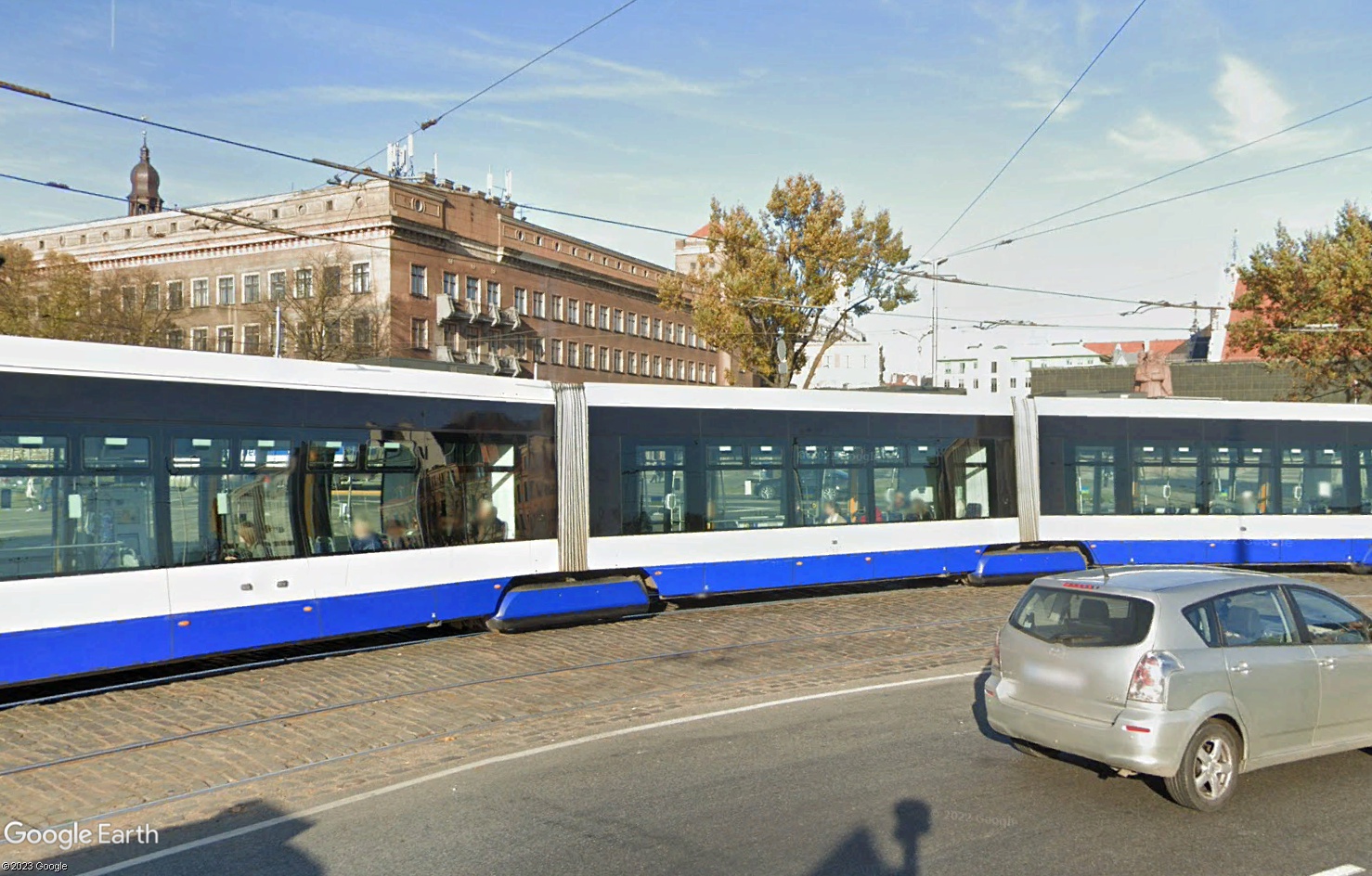 STREET VIEW : les tramways en action - Page 7 Tsge3862