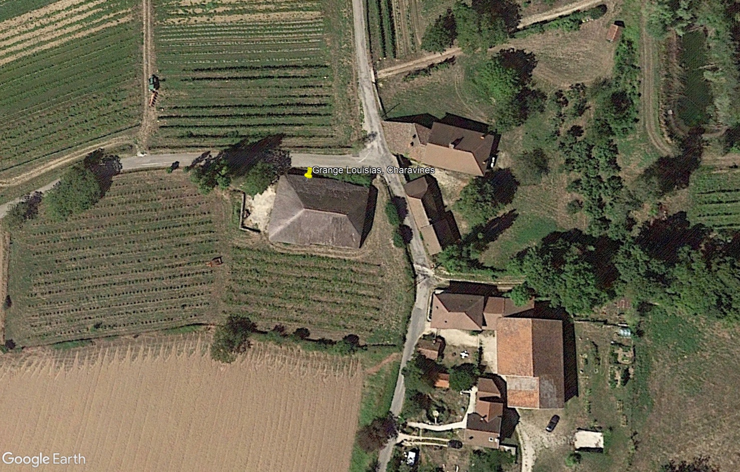 Pisé et chaume réunis : zoom sur la Grange de Louisias à Charavines (Isère) Tsge3998