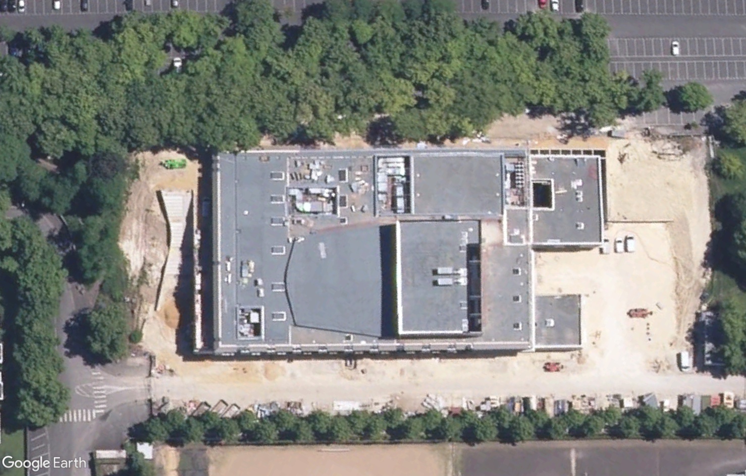 [Bientôt visible sur Google Earth] - Future Maison de la Culture Bourges (Cher) Tsge4136