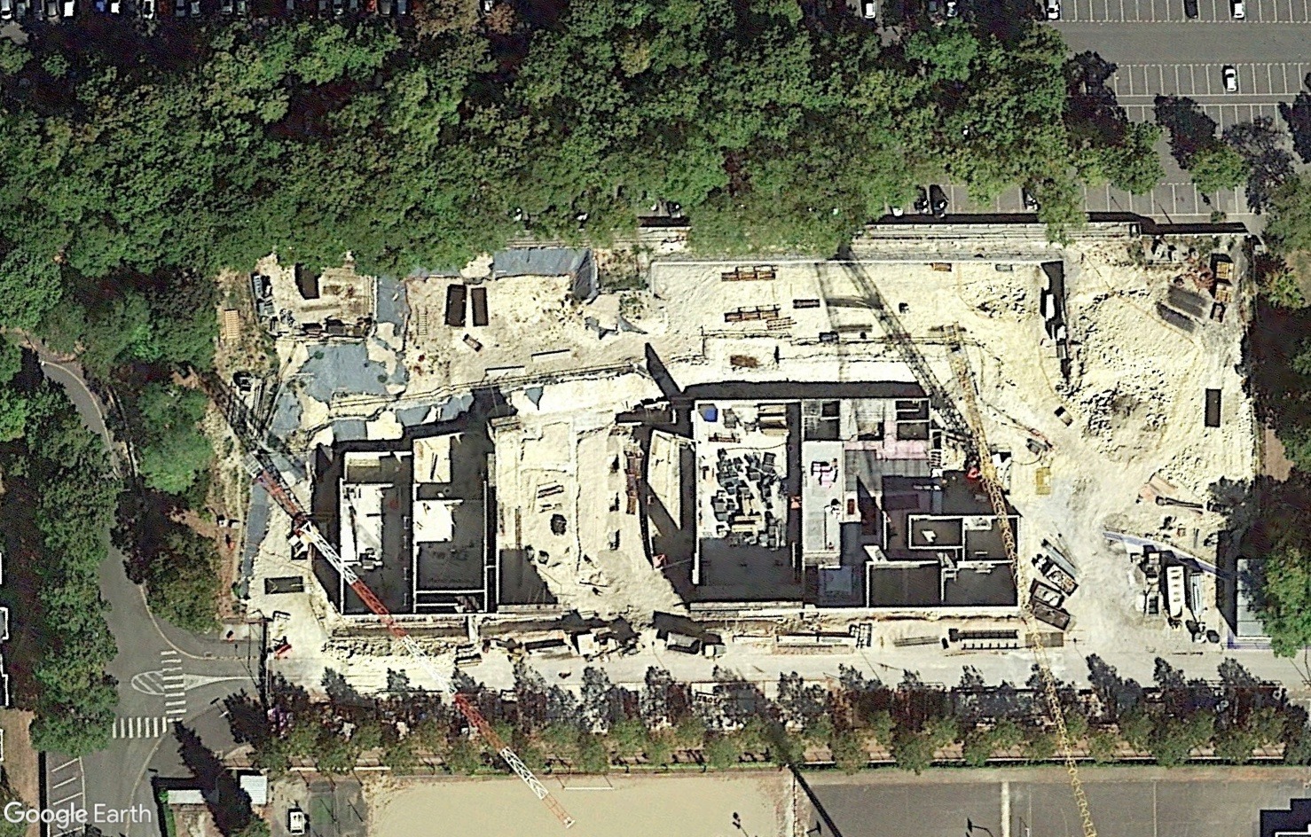 [Bientôt visible sur Google Earth] - Future Maison de la Culture Bourges (Cher) Tsge4137