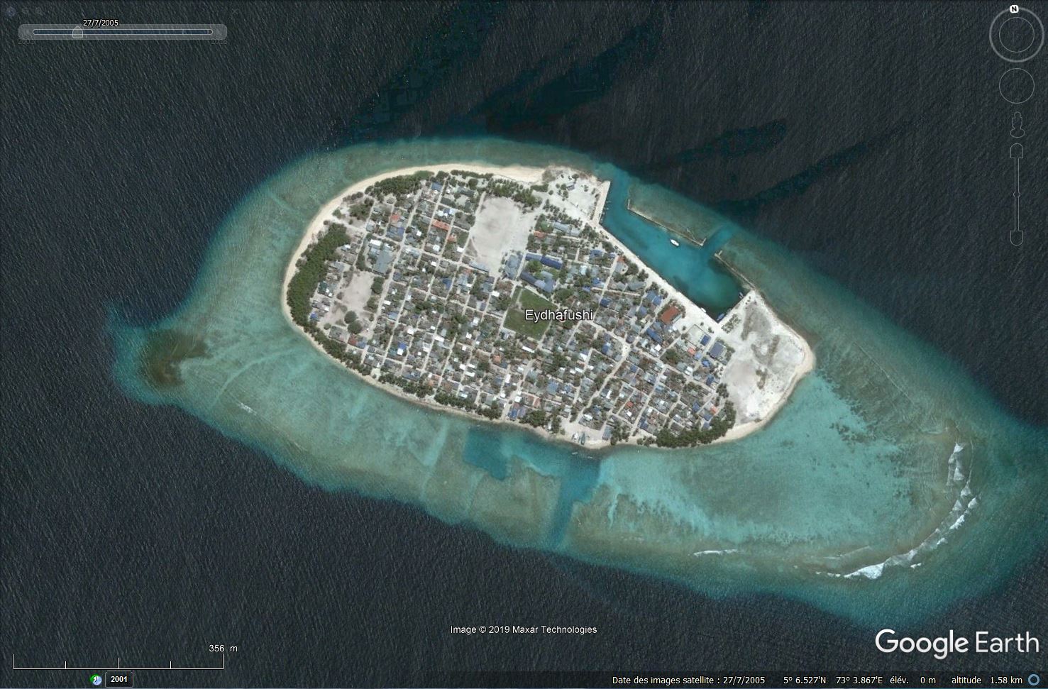 Anticipation de la dispariation des Maldives... Tsge_981