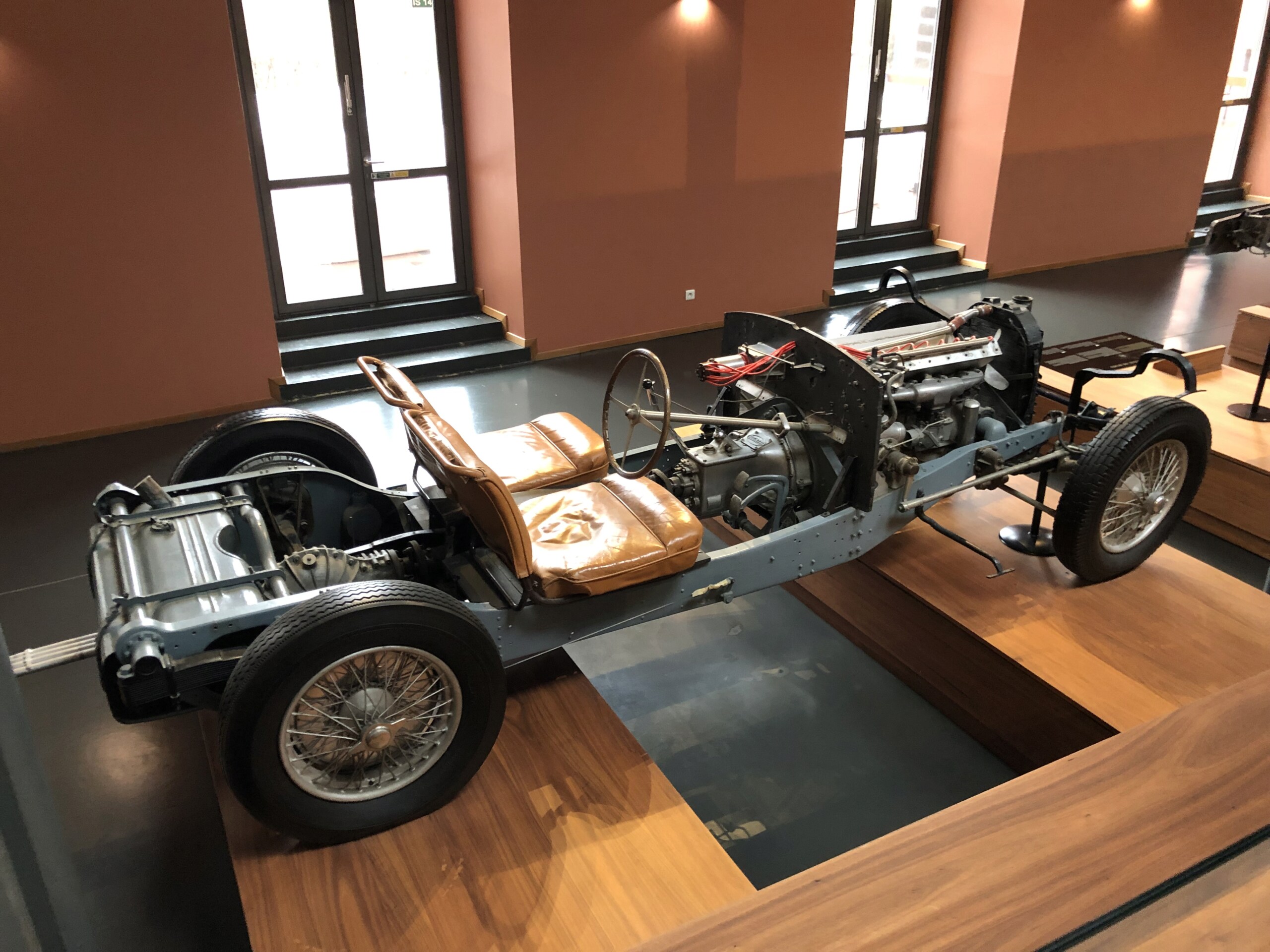 Mulhouse : la Cité de l'automobile, the largest car museum in the world. Tsge_b11