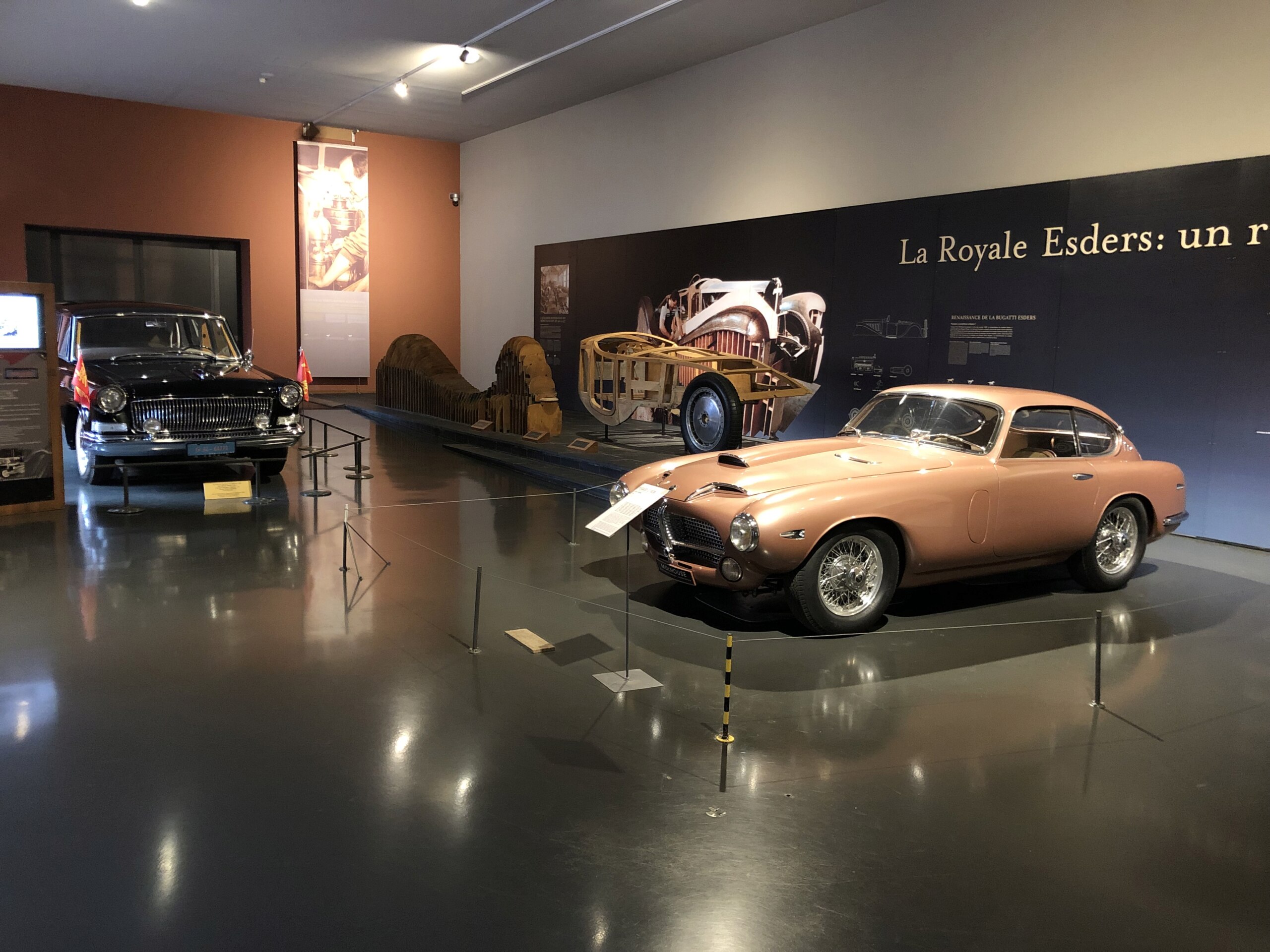 Mulhouse : la Cité de l'automobile, the largest car museum in the world. Tsge_b12