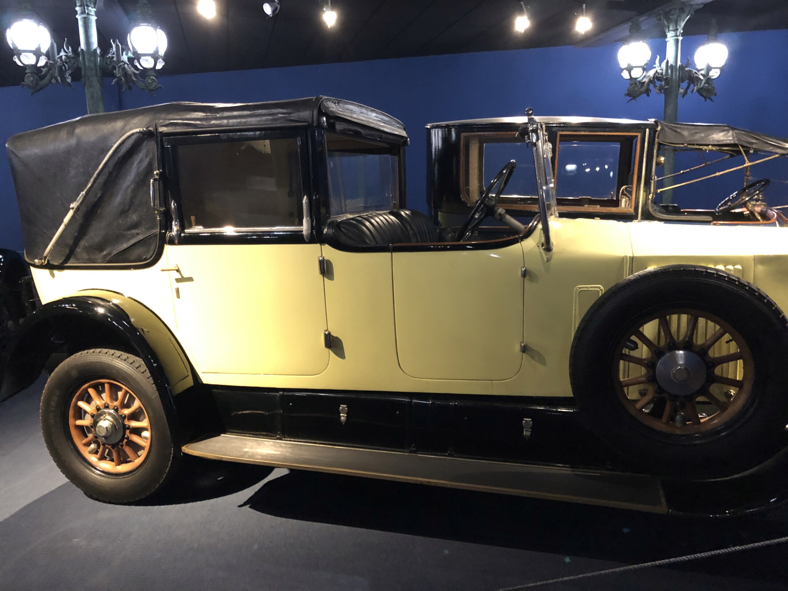 Mulhouse : la Cité de l'automobile, the largest car museum in the world. Tsge_b49