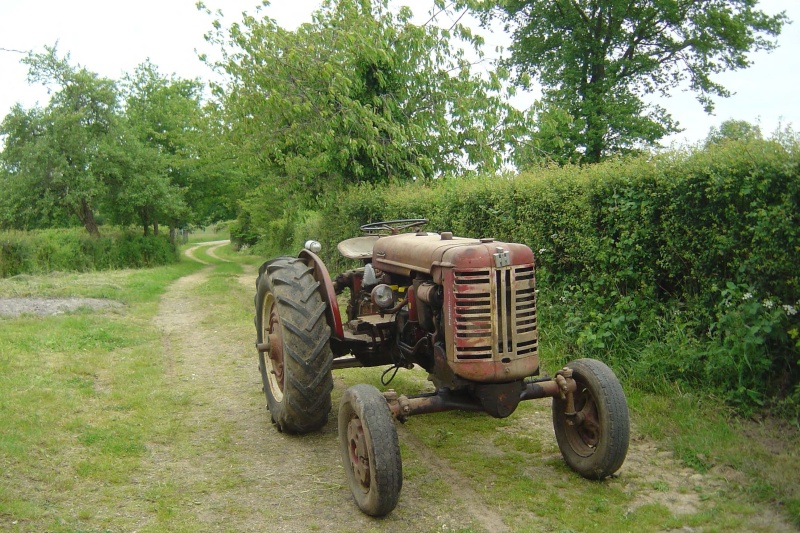 A vendre McCormick FU235D Dsc00910