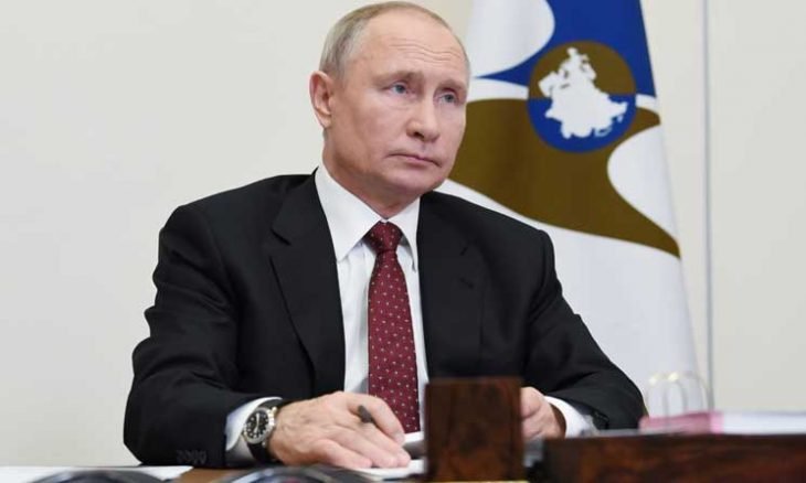 بوتين يهنّئ بايدن ويؤكد استعداده “للتعاون” لتعزيز الأمن العالمي 10ipj-10