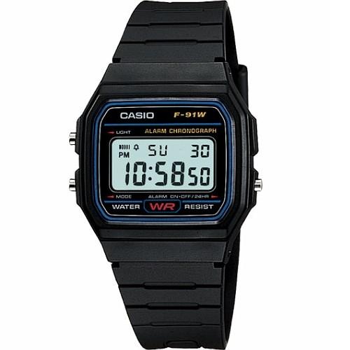 La montre qui vous a fait aimer les montres - Page 3 Casio-10