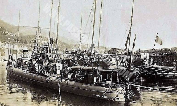 torpilleur - * TORPILLEUR 192 (1895/1911)  Captu260