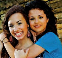 Demi and Selena 25616310