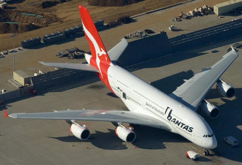 Qantas A380 1/125 : FINI - Page 2 95391_10