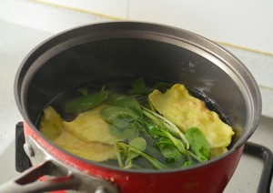 Canh cải thìa nấu tôm trứng Thanh-17