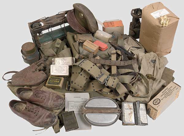 WWII US Soldier Equipment and Uniform Reference. Rrrrr10