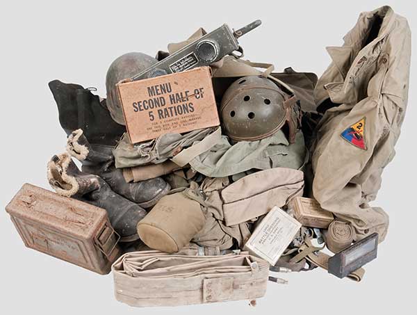 WWII US Soldier Equipment and Uniform Reference. Rrrrrr11