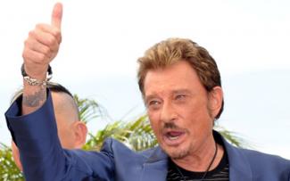 L'infection de Johnny Hallyday est "endiguée" Jon11