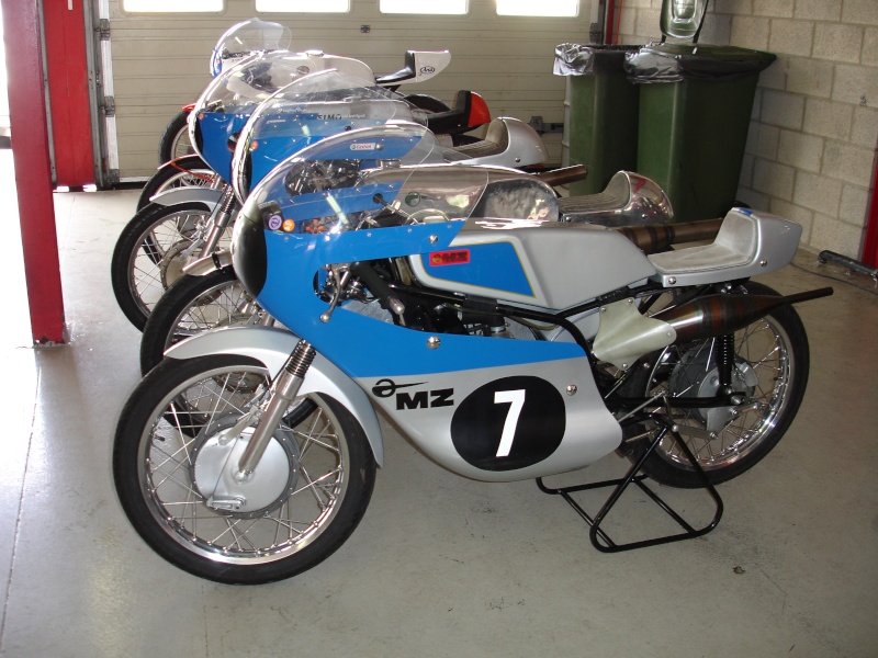 Les 125 cc de courses - Page 3 Dsc00410