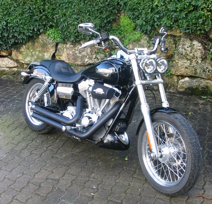 DYNA SUPER GLIDE CUSTOM combien sommes nous ?? - Page 12 Img_0033