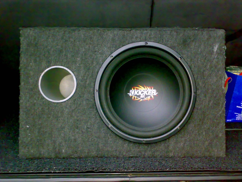Want to sell kicker 12 inch woofer 10112013