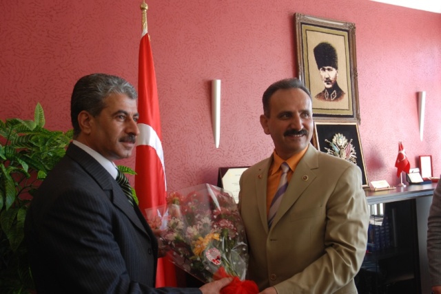 زيارة رئيس مجلس مدينة منبج لتركية ضمن اطار التعاون بين القطرين 1_1_bm10