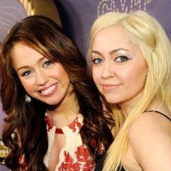 Brandi & Moi (L) Miley-11