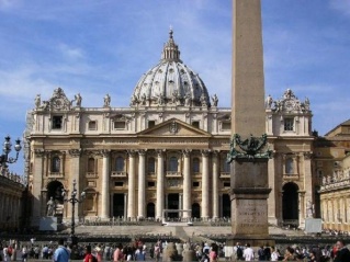 VATICANO: L'IMPERO COSTRUITO CON I SOLDI DI MUSSOLINI  Vatica14