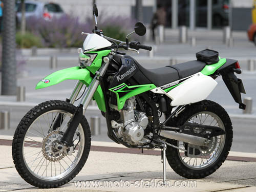 Que pensez vous de la klx 250 Kawasa10