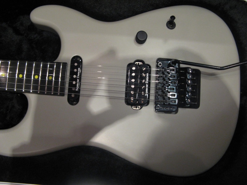 Charvel Wild Card 7 Charve17