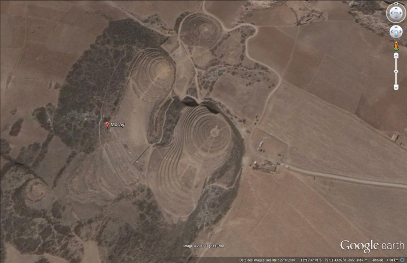 Google Earth et lieux mythiques. Moray10