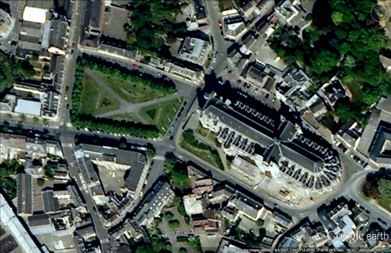 Google Earth et lieux mythiques. Waudru10