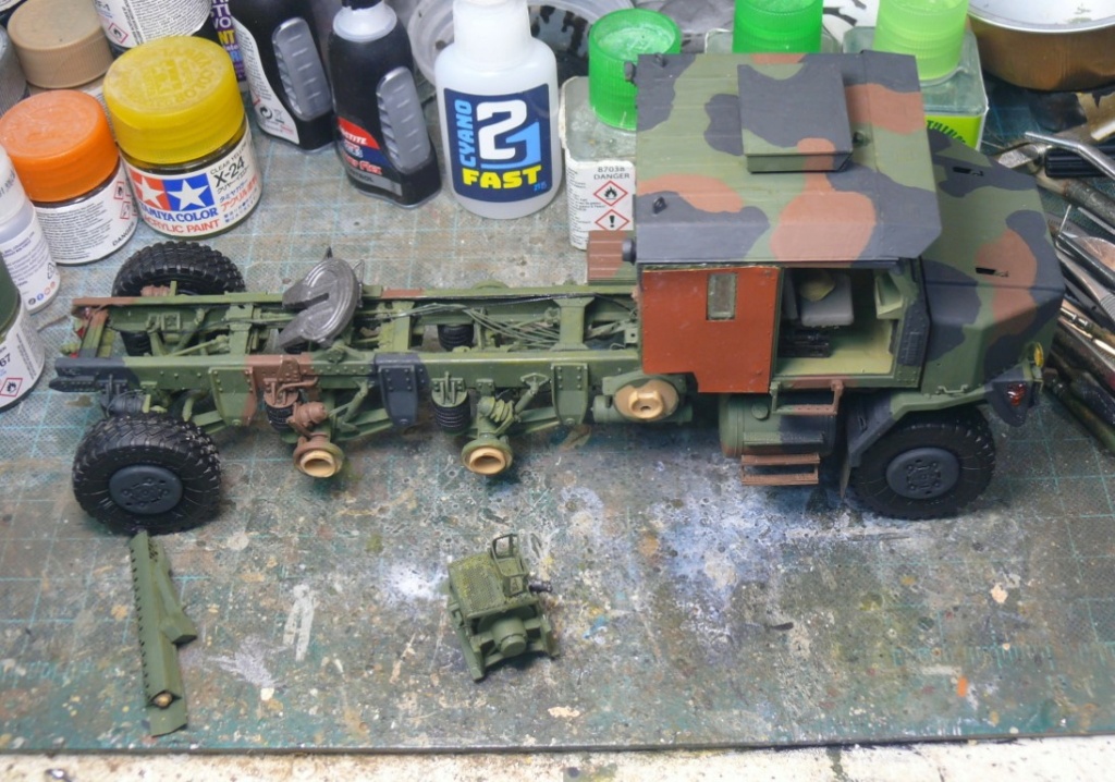 M1070 Gun Truck de Hobby Boss au 1/35 M1070283