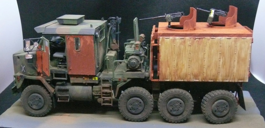 M1070 Gun Truck de Hobby Boss au 1/35 - Page 5 M1070425