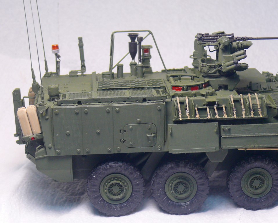 Stryker M1135 NBC RV de Trumpeter au 1/35 - Page 2 M1135234