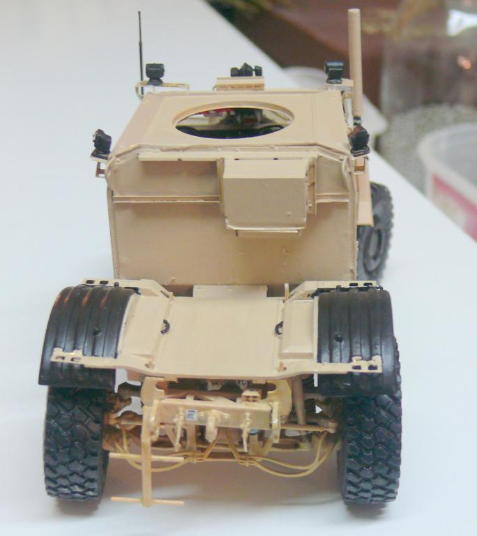 M1240A1 M-ATV de RFM avec intérieur et moteurs complets détaillés  - Page 2 M1240217