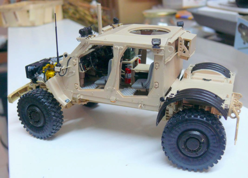 M1240A1 M-ATV de RFM avec intérieur et moteurs complets détaillés - RFM - 1/35 - Page 4 M1240218