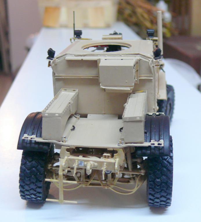 M1240A1 M-ATV de RFM avec intérieur et moteurs complets détaillés - RFM - 1/35 - Page 4 M1240222