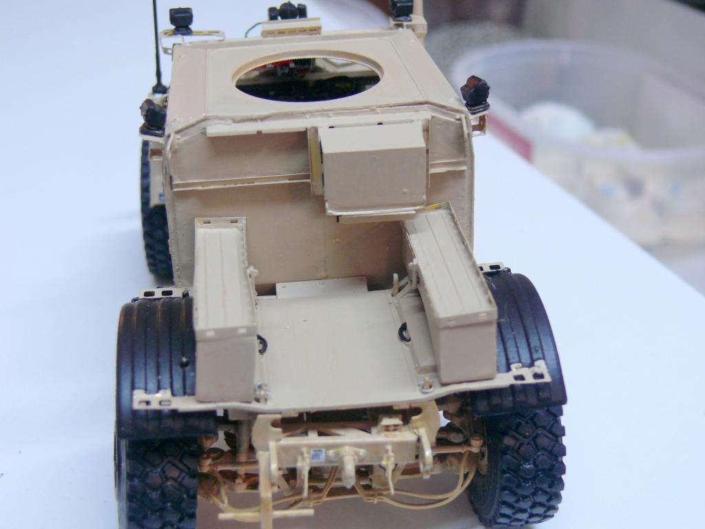 M1240A1 M-ATV de RFM avec intérieur et moteur complets détaillés  - Page 3 M1240224