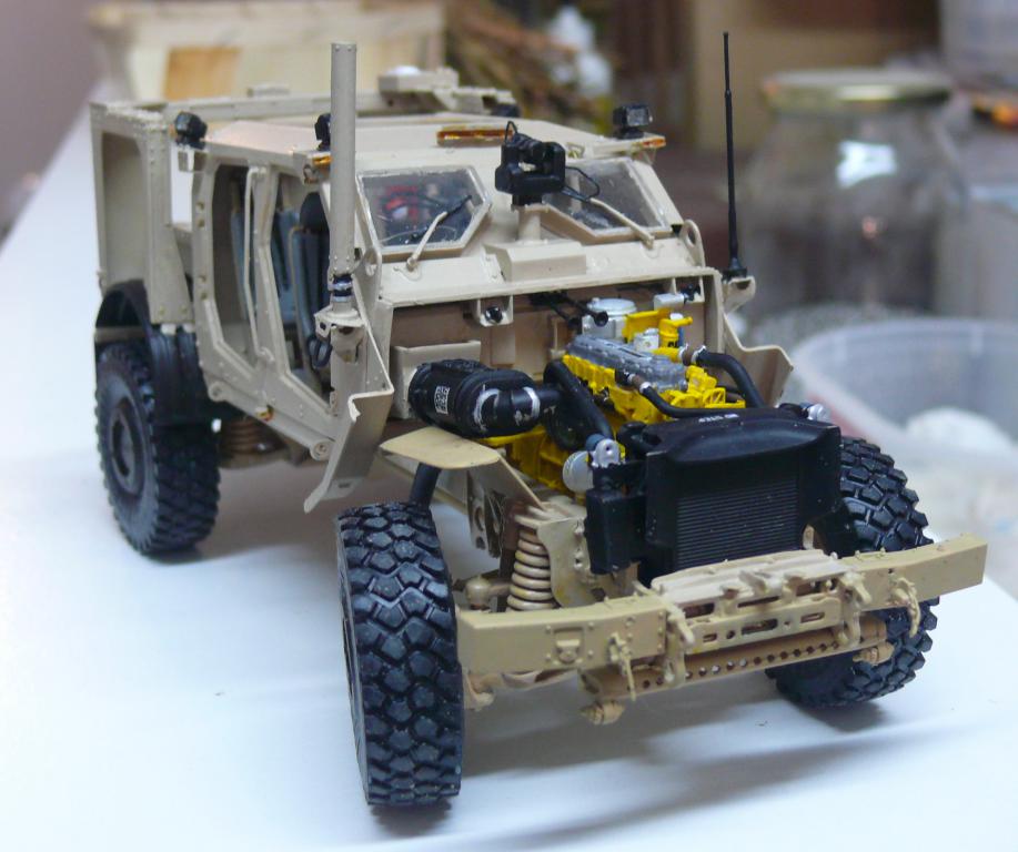 M1240A1 M-ATV de RFM avec intérieur et moteurs complets détaillés - RFM - 1/35 - Page 4 M1240244