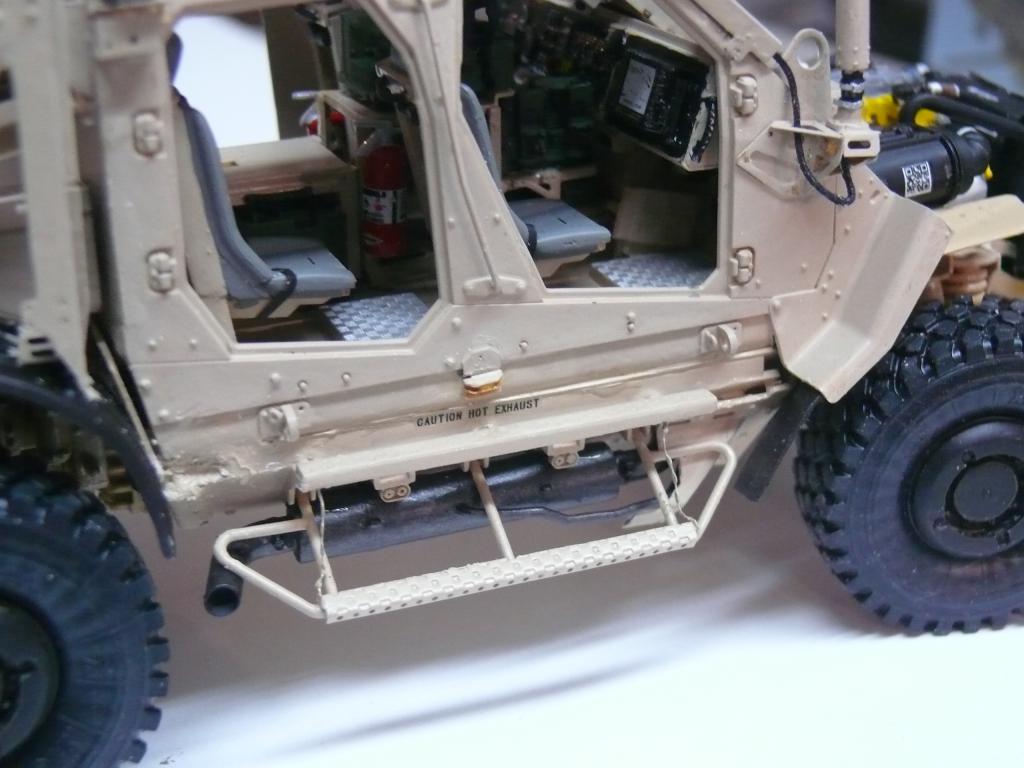M1240A1 M-ATV de RFM avec intérieur et moteurs complets détaillés - RFM - 1/35 - Page 5 M1240258