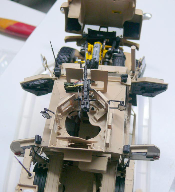 M1240A1 M-ATV de RFM avec intérieur et moteurs complets détaillés - RFM - 1/35 - Page 6 M1240382