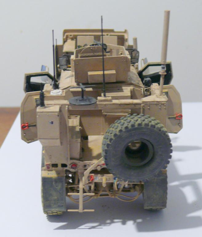 M1240A1 M-ATV de RFM avec intérieur et moteurs complets détaillés - RFM - 1/35 - Page 6 M1240390