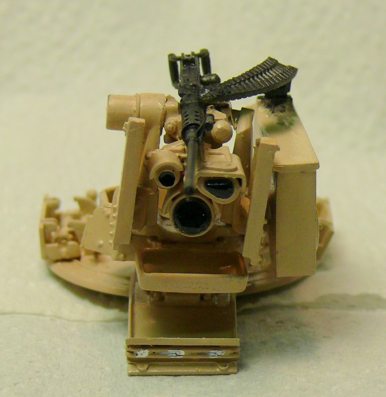 M1240A1 M153 CROWS II de RFM au 1/35 avec intérieur détaillé M1240745