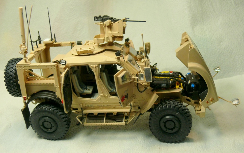 M1240A1 M-ATV M153 CROWS II de RFM au 1/35 avec intérieur détaillé - Page 5 M1240807