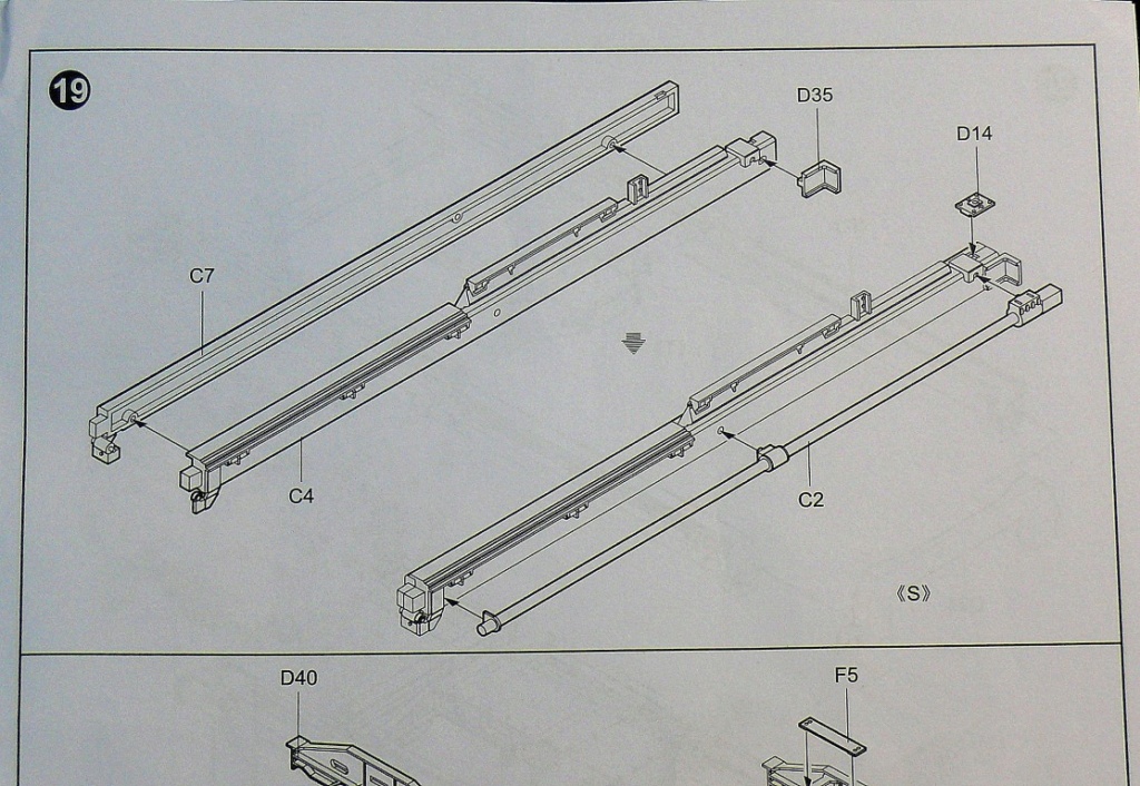 M 142 High Mobility Artillery Rocket System (HIMARS) de Trumpeter au 1/35 - Page 3 M142_204