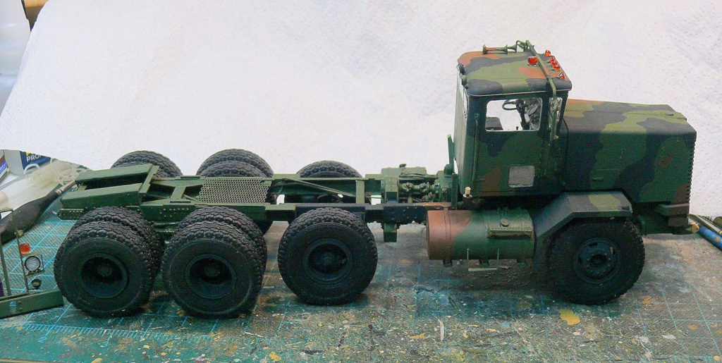 M911 C-HET With M747 Heavy Equipments Semi-Trailer de HOBBY BOSS au 1/35 M911_140